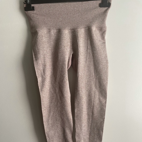 Ribbed Leggings- Mauve - Picture 3 of 9